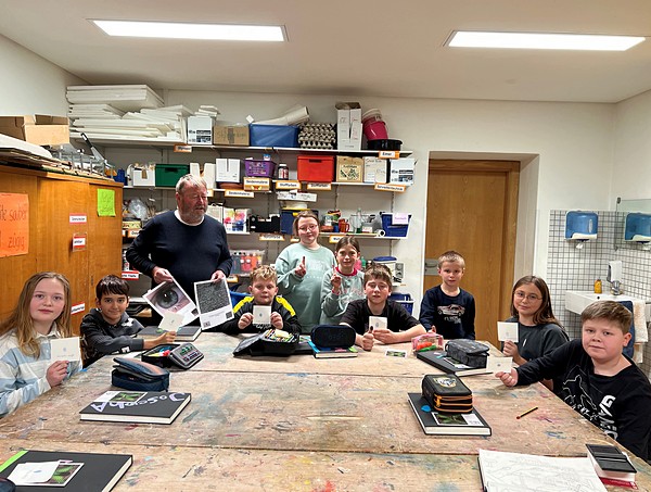 Heimvolksschule startet mit den „KinderKunstWelten“ ins fünfte Jahr